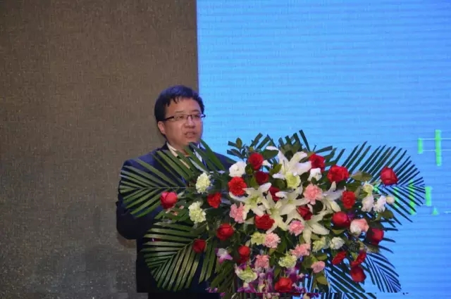 石家庄新能源汽车产业基地暨公海彩船6600电动汽车生产基地投产仪式盛大举行