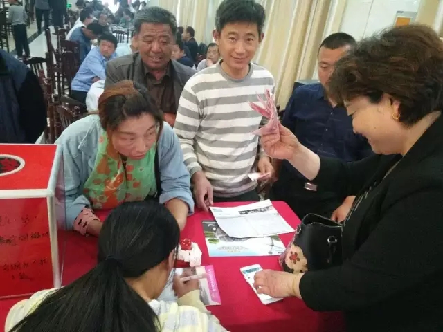 公海彩船6600电动汽车2017全国厂家直销大型团购会山东成武站圆满落幕！