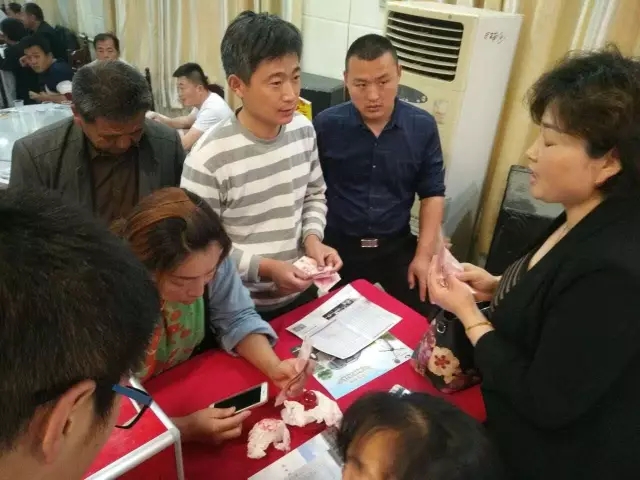 公海彩船6600电动汽车2017全国厂家直销大型团购会山东成武站圆满落幕！