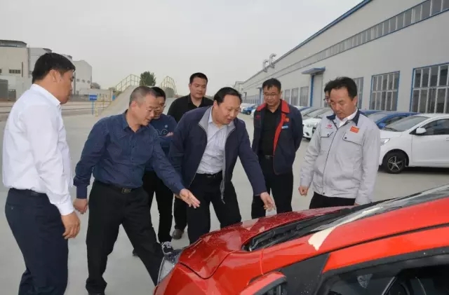 东风襄阳旅行车有限公司总经理祝云耀一行到河北公海彩船6600集团参观考察