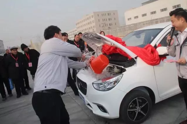公海彩船6600汽车 “喜迎新春 一人成团，厂家终极大型团购会”圆满落幕