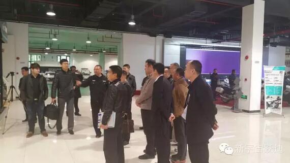 公海彩船6600警务用车霸气亮相2016广东省新交通管理装备演示推荐活动