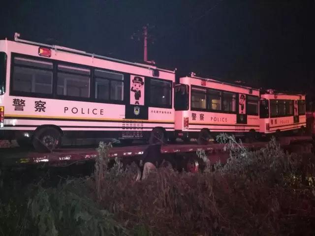 纯电动警务室