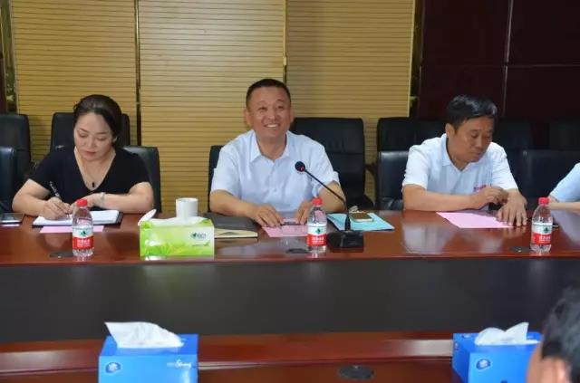 石家庄元氏县政协主席白兰怀一行莅临公海彩船6600集团参观考察