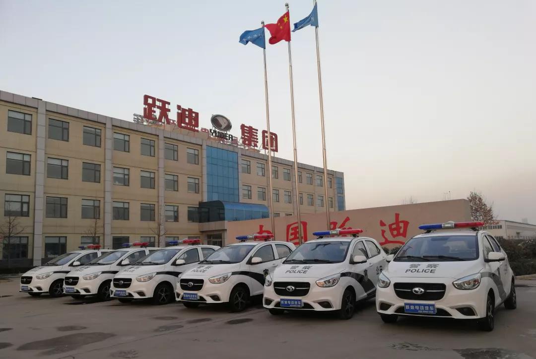 电动巡逻车不仅是警方机动巡逻的首选车辆，同时也是城管等执法部门的好帮手。