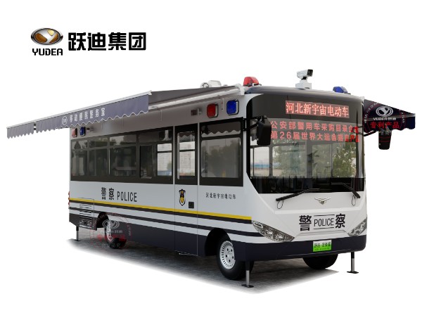 8米公海彩船6600移动警务方舱（电动）
